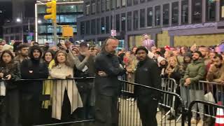 Zohran Mamdani's supporters sing Frank Sinatra's "New York New York" on Election Night, Nov. 4, 2025