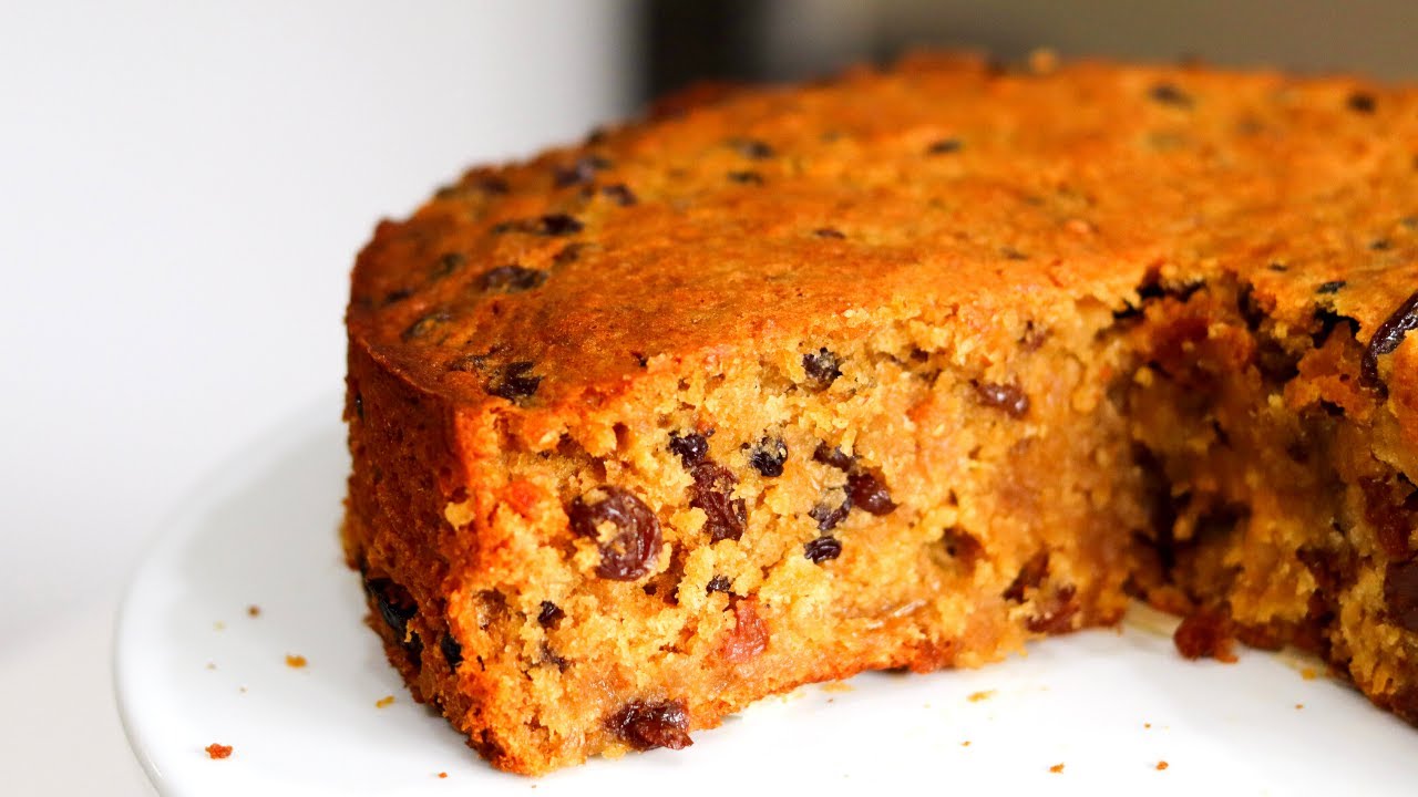 Christmas Cake - moist, easy fruit cake