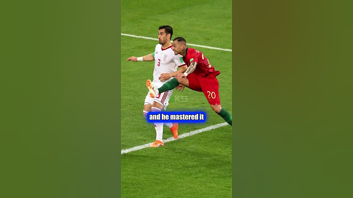 This is the real reason why Ricardo Quaresma always shoots with the outside of his foot.