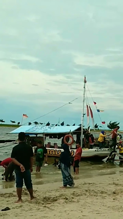 Wajah Baru Ancol ada Pulau Buatan Untuk menahan Ombak yg Besar.