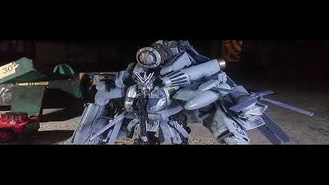 Blackout Attacks Full Scene (First 10 Minutes) -  Most Movie Accurate StopMotion (Transformers 2007)