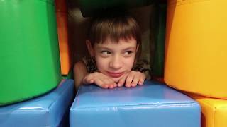 картинка: VLOG Ночую у тёти. Пранк над Назаром.