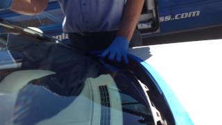 How to replace 2005 Chrysler 300 Windshield set with the Rolladeck System