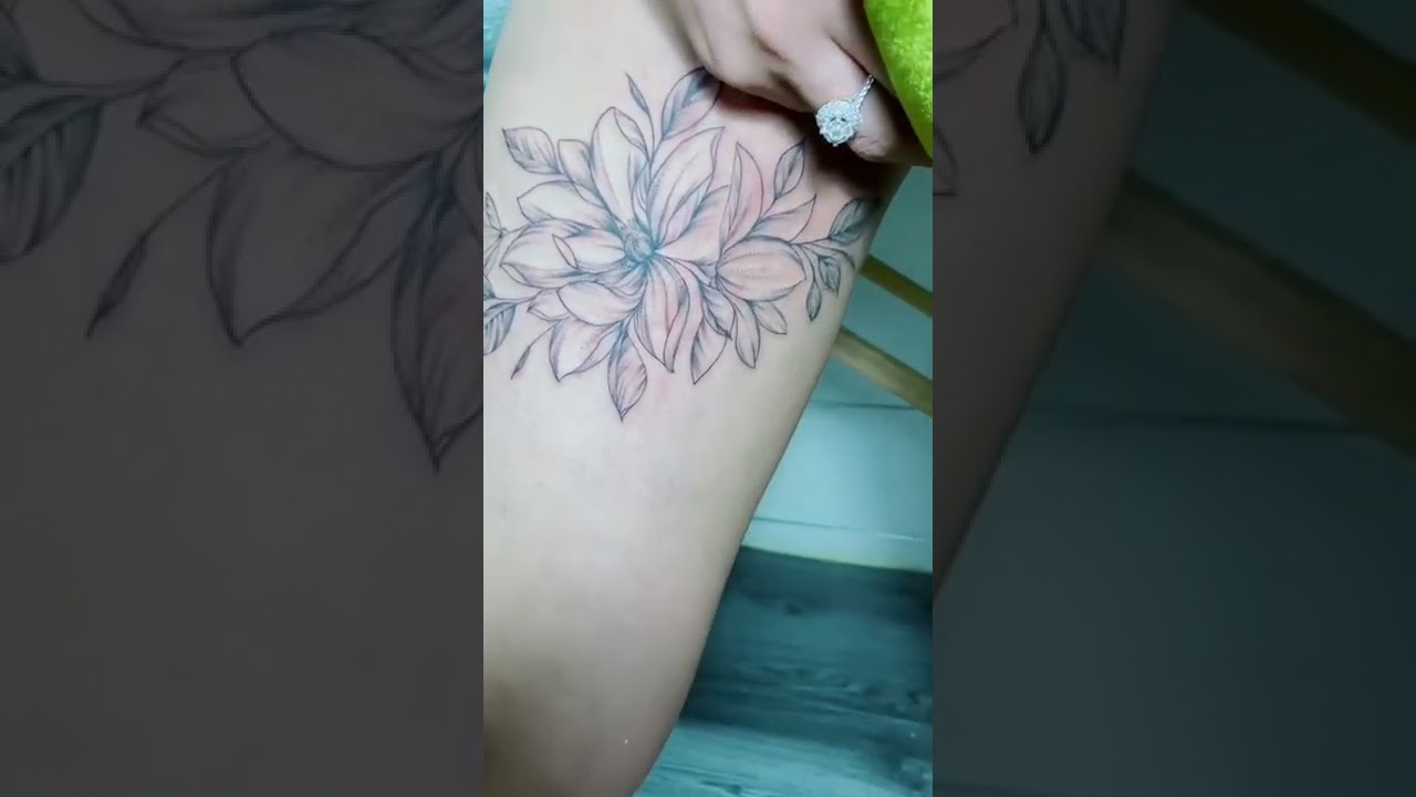 Tattoo flower big thigh girl cute 
