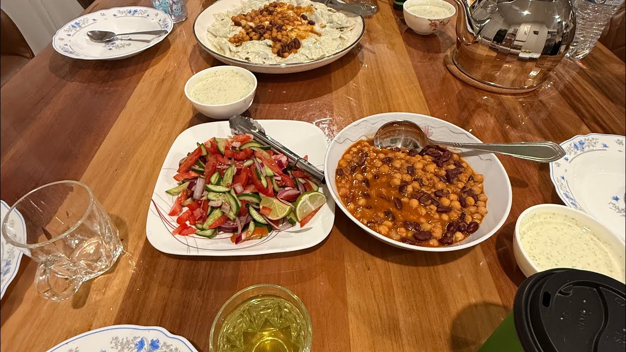 First day ##of Ramazan 🤲## اولین افطاری در ماه رمضان نشلله روزی همه ##قبول باشد##🤲🤲