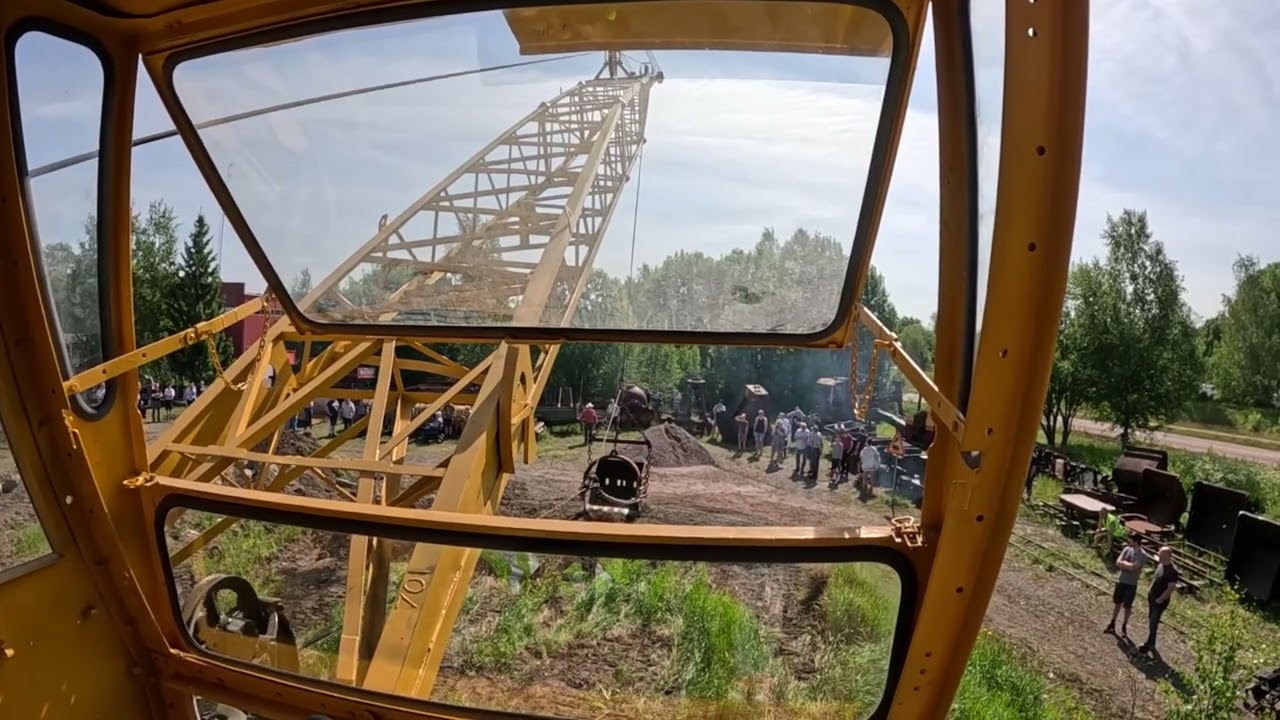 Ruston Bucyrus RB54 dragline Cab view