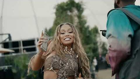 Latto - Put It On Da Floor (Official Video)