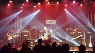 Download Lagu Bukan kaleng kaleng band ini MP3