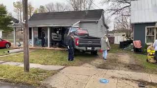 Truck Strikes Home on East Mound Street, Circleville