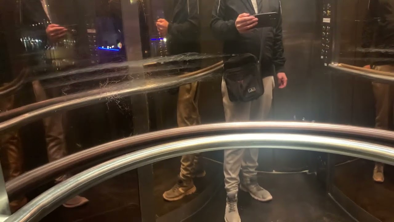 4.X Cruxent Edelma (Otis 2000) Hotel htop Amaika Calella, Barcelona, Spain