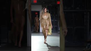 Winnie Harlow for Laquan Smith SS25 #model #runway #fashion #laquansmith