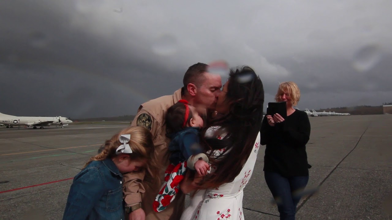 SWEET MILITARY HOMECOMING
