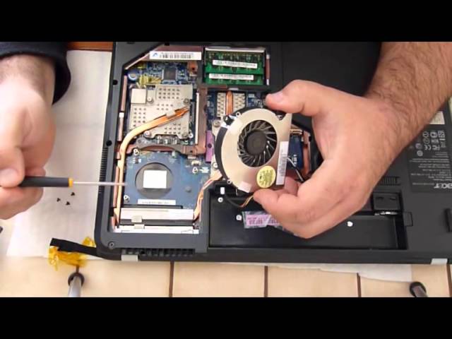 Comment changer le ventilateur de votre ordinateur portable à Paris ? -  Latelier des Smartphones