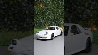 Mazda Rx7 Diecast Modelcar | 1/24 Scale