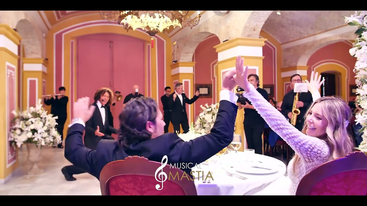 All You Need is Love | FlashMob | 🟡 Musical Mastia