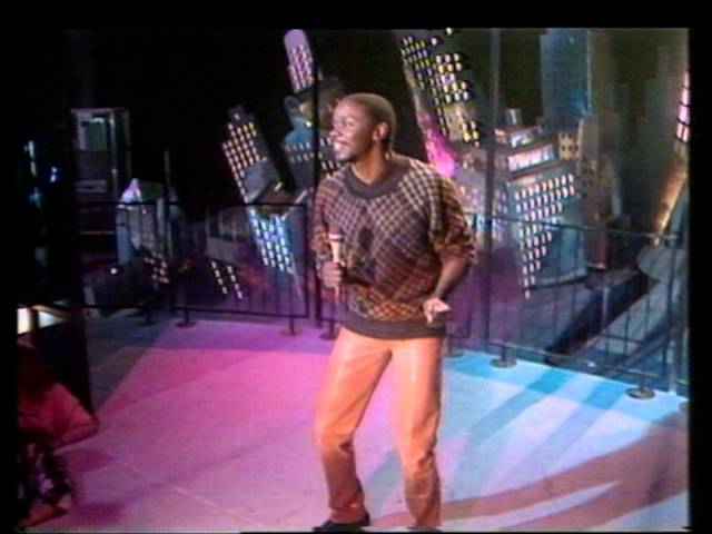 TOPPOP: Philip Bailey - Walking On The Chinese Wall 