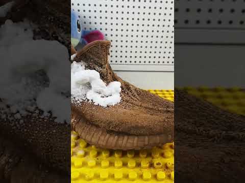 طريقة تنظيف الحذاء