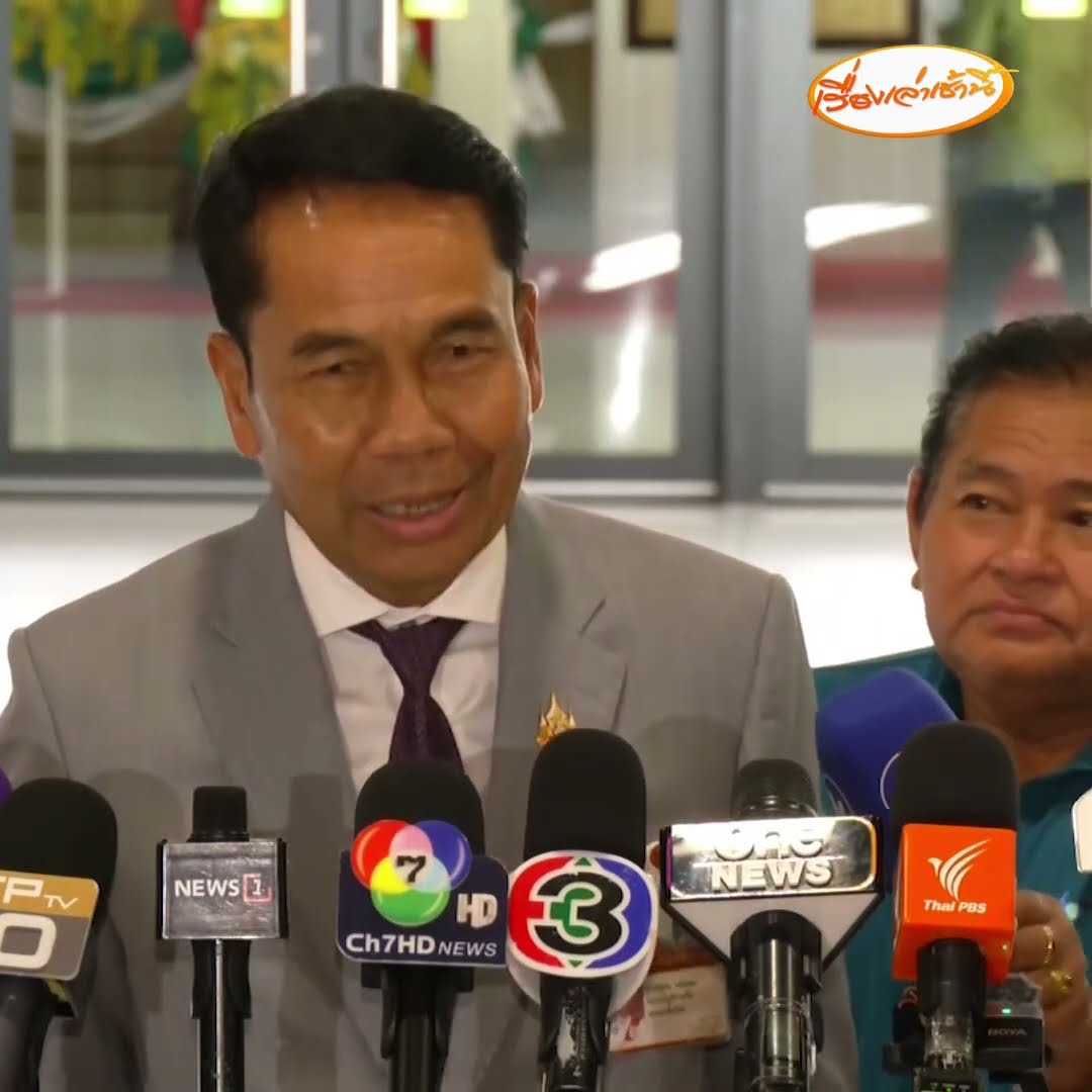 เย้ยไม่มีข้อมูลพุ่งเป้าแค่ “ทักษิณ” “ศิริกัญญา” ยันไม่ตัดชื่อพ้นญัตติซักฟอก