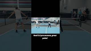 Pros Ewa Radzikowska and Angela Simon 5.8 5.2 Men #pickleball #druh #pickle #pickleballhighlights