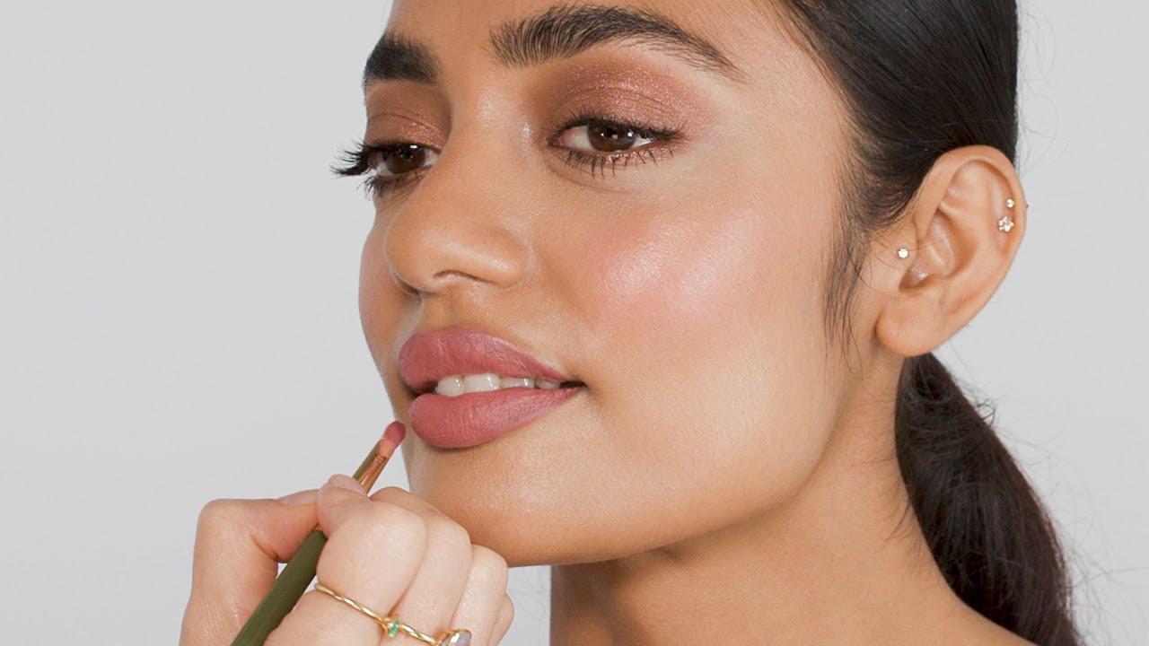 Свежий, гламурный макияж «готов к обложке»