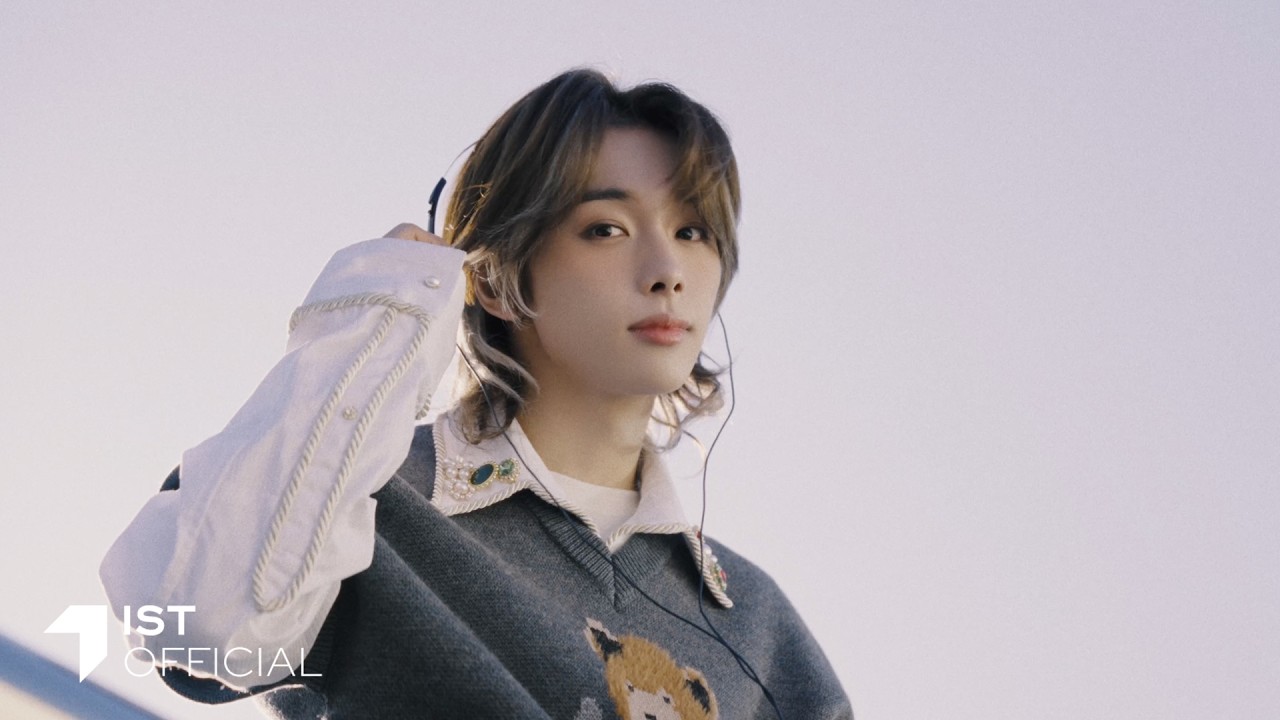 TUNEXX 1ST MINI ALBUM [SET BY US ONLY] UNSET Mood Film : We Alive