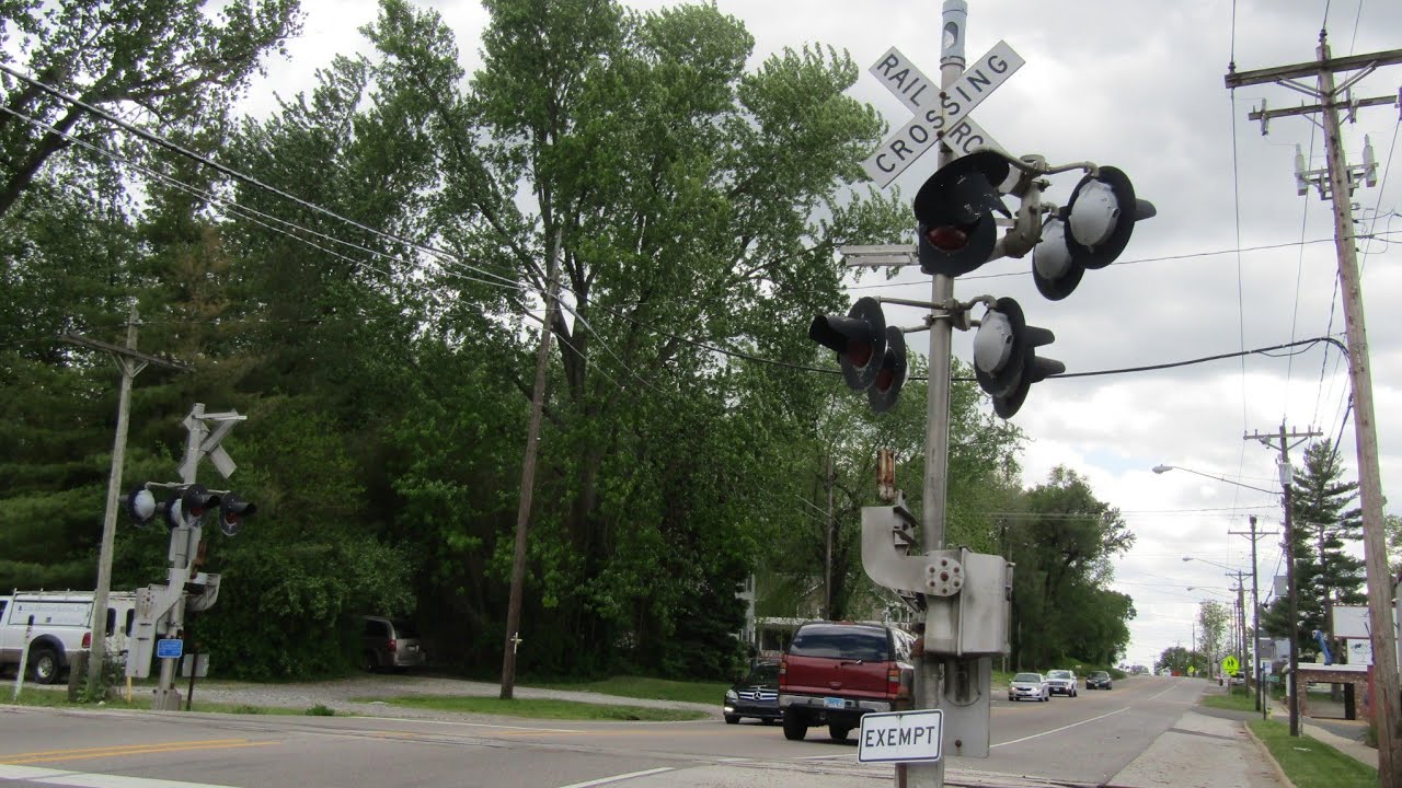 Unused/Out of Service Railroad Crossing (Main Street IL-157, Caseyville, IL)