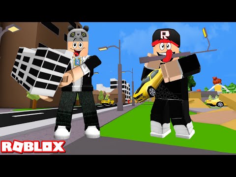 Şehirdeki Her Şeyi Yiyoruz ve Dev Gibi Oluyoruz!! - Panda ile Roblox Eat And Destroy!