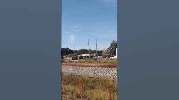 YN3C rebuilt trailer and horn salute on M453 #csx_trains #csx #railroad #railway #wildwood