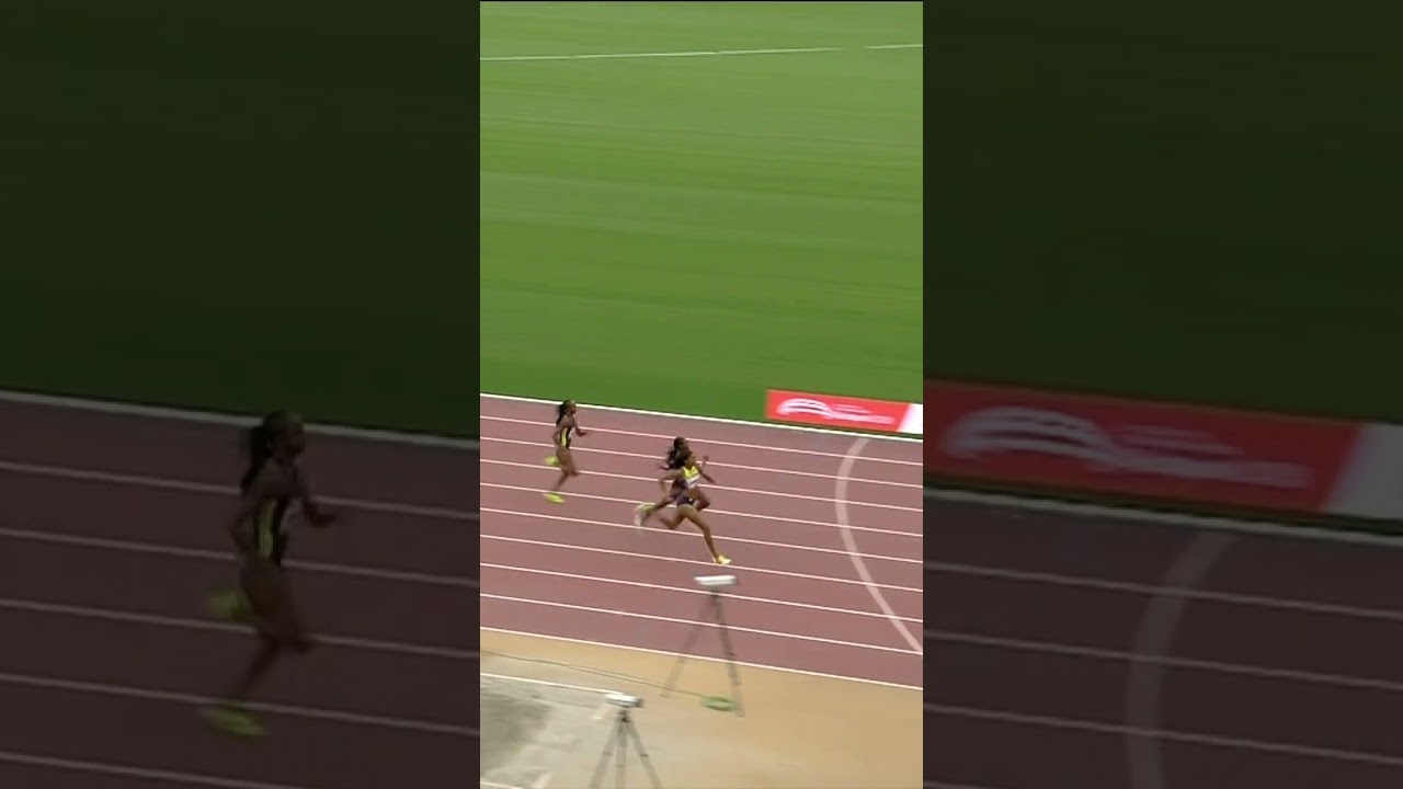 LATE CHARGE ⚡ Gabby Thomas snatches the 200m victory in 21.83 in Budapest