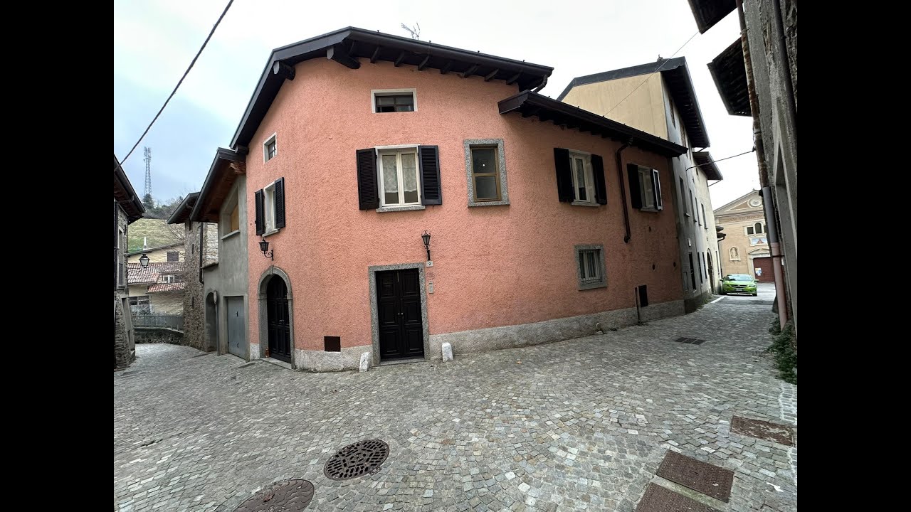 GALBIATE - VILLA VERGANO CASA INDIPENDENTE CON GIARDINO