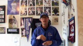 Signs 101 3rd base coach-Batter.wmv