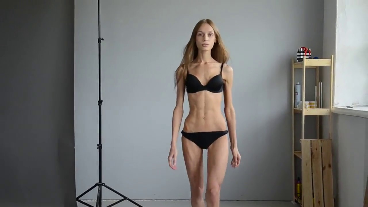 Skinny Girl Model