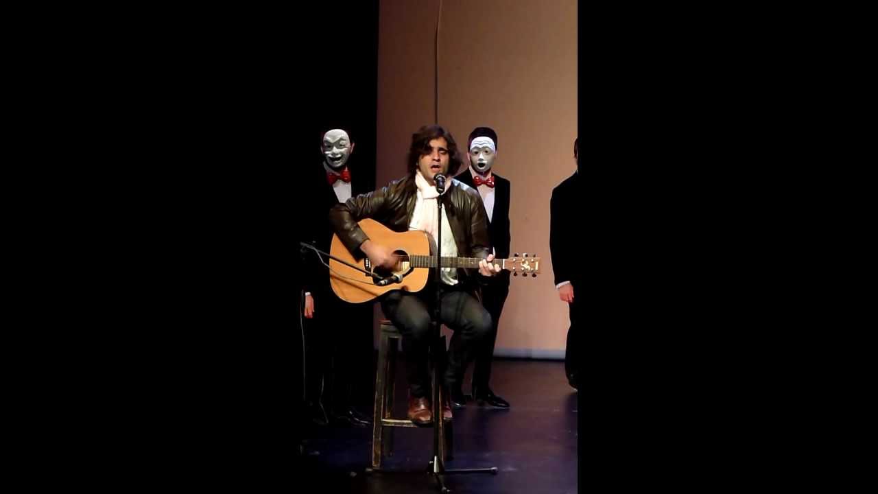 PACO NAVEIRA EN EL LANZAMIENTO DE LCLPB STAND UP COMEDY