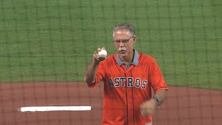 ALCS Gm1: Phil Garner throws out the first pitch