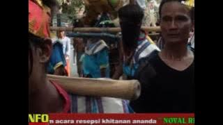 8 Lemes Dedes Seni Burok Pria Pujangga