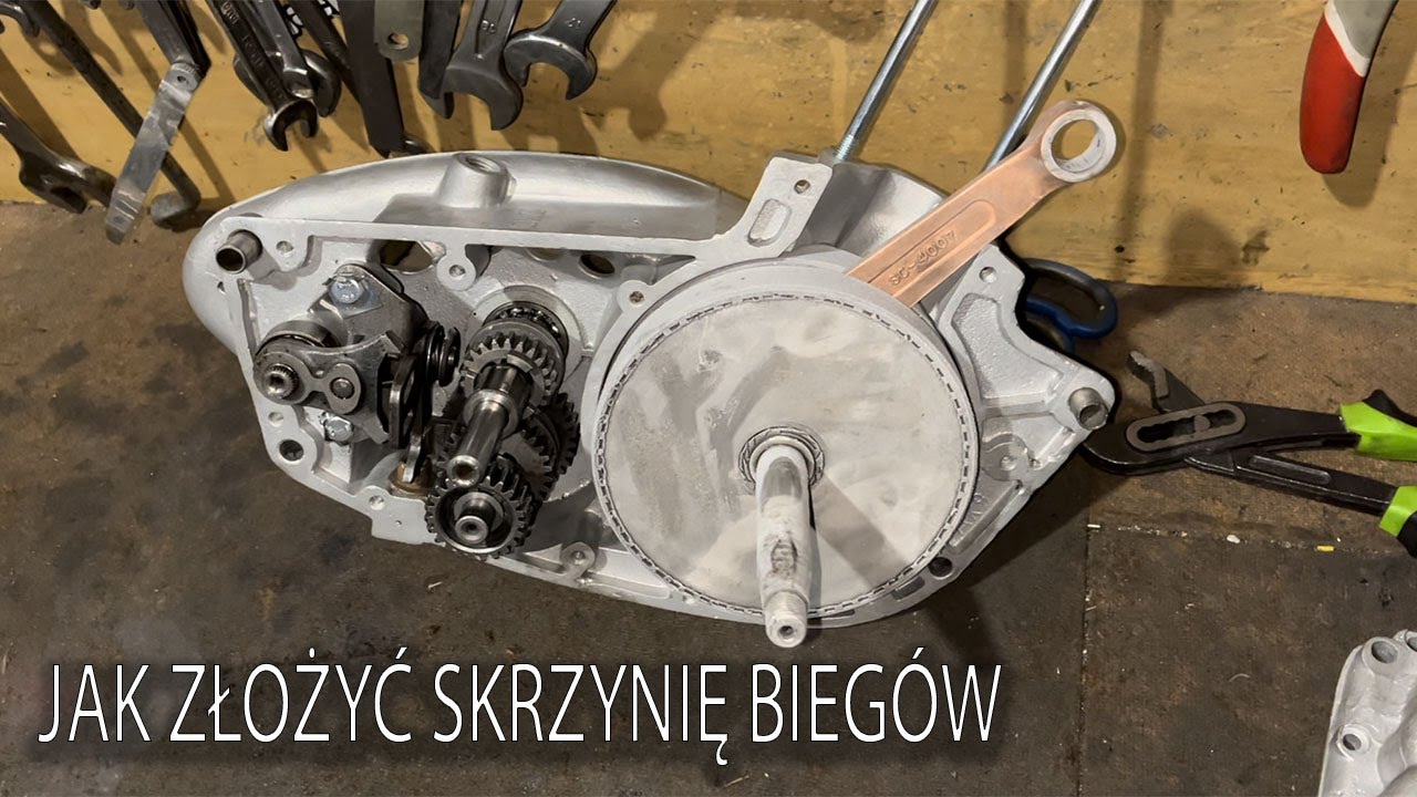 Składanie silnika wsk 125 #1 Skrzynia biegów