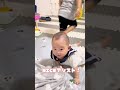 【寝返りできた！？】優しいお兄ちゃんのアシスト
