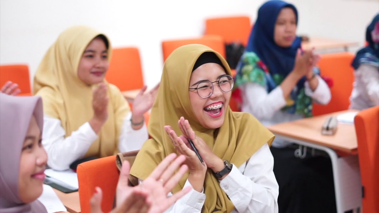 4 keterampilan mengelola kelas - YouTube