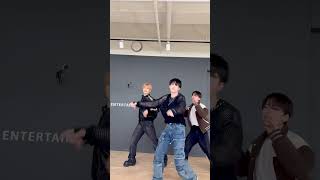 #XODIAC #웨인 #규민 님과 함께 Starry Starry #StarryNight 😎❤️ @xodiac.official