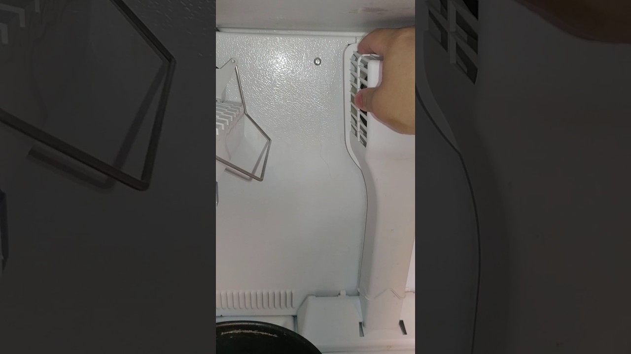 Whirlpool Refrigerator Leaking Water - YouTube