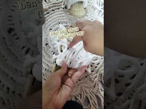 Video tái chế đôi giày cũ thành giày mới - youtube