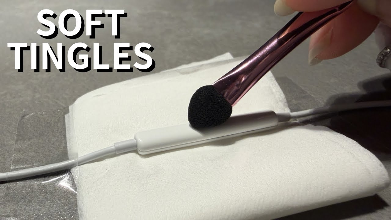 Eyeshadow Applicator on Tissue Base (Soft Deep Tingles) Earphone Mic