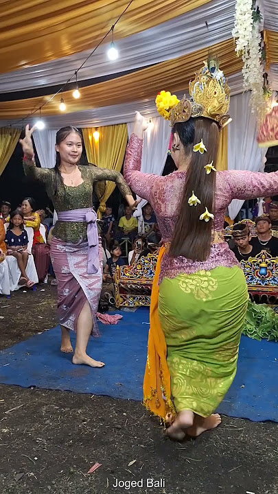 Joged Bali Gokil Abis! Panggung Panas dengan Aksi Seru 🔥💃