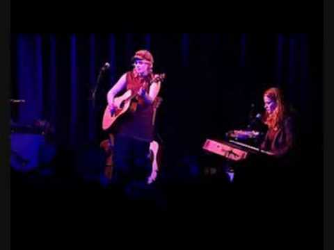 Ane Brun - Are They Saying Goodbye - Live