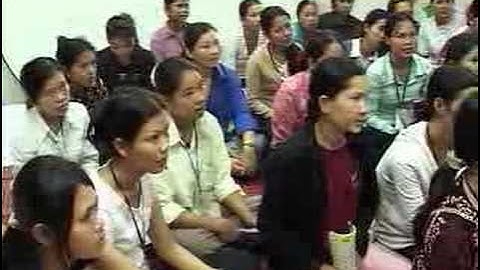 Cambodian theatre troupe raises AIDS awareness among...