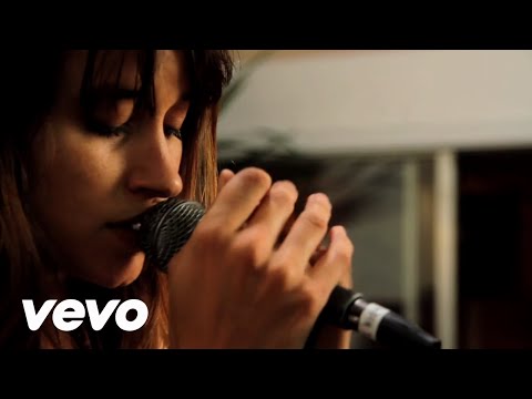 Warpaint - Bees (Yours Truly Sessions)