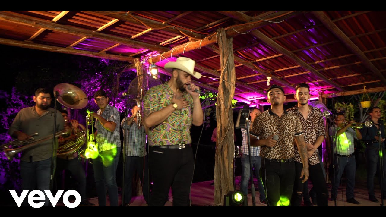 Adrian Chaparro, Los De La Calle - Quién (En Vivo Desde Culiacán, Sinaloa)