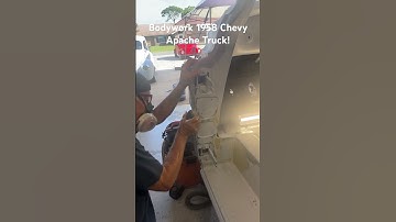 Carrosserie van een Chevy Apache-truck uit 1958!