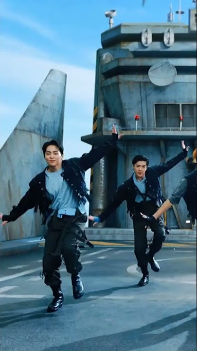 capek banget liatnya😭 (TIKTOK EXO) #shorts
