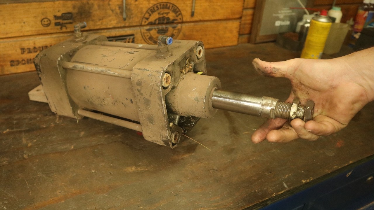 Saving a large pneumatic cylinder from the scrap yard.